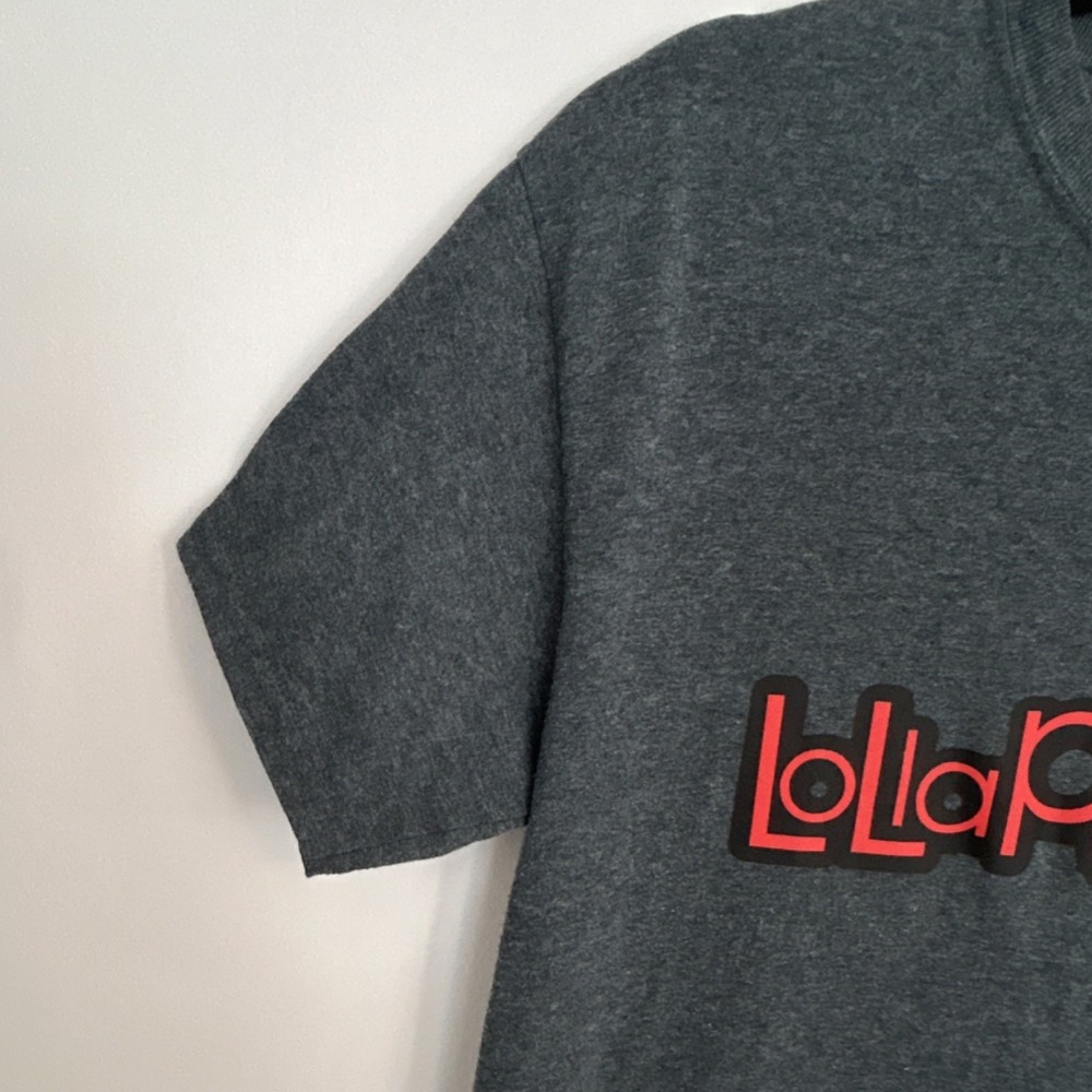 Lollapalooza Gray Graphic Logo Cotton Blend unisex Short Sleeve T-Shirt - Picture 3 of 4